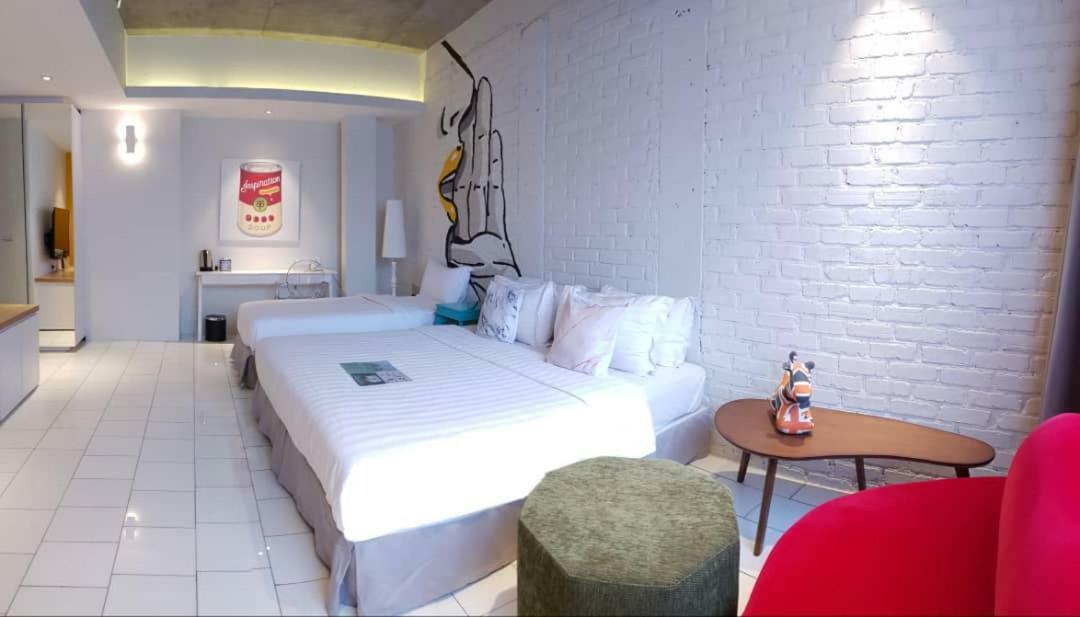 Timez Hotel Melaka Ngoại thất bức ảnh